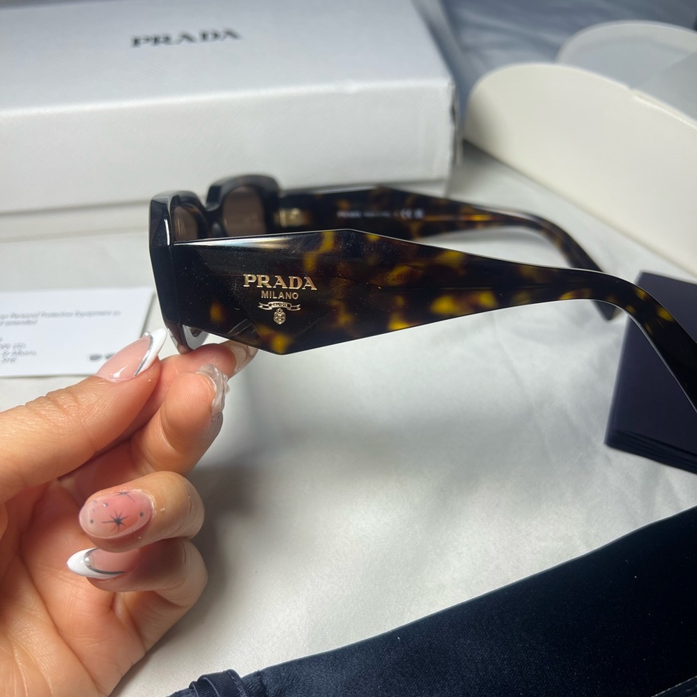 Prada Tortoiseshell Rectangular Sunglasses - Brow… - image 4